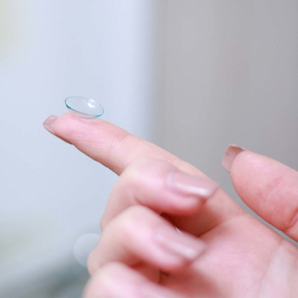 The Do’s & Don’ts of Cleaning Your Contact Lenses & Cases Hellerstein